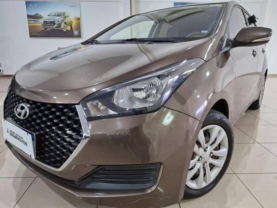 HYUNDAI HB20 1.0 COMFORT 12V FLEX 4P MANUAL HYUNDAI HB20 1.0 COMFORT 12V FLEX 4P MANUAL